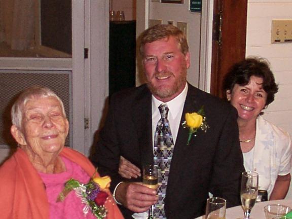 Granny, Al, Val